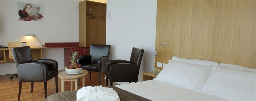 Executive Hotel Форли Номер фото