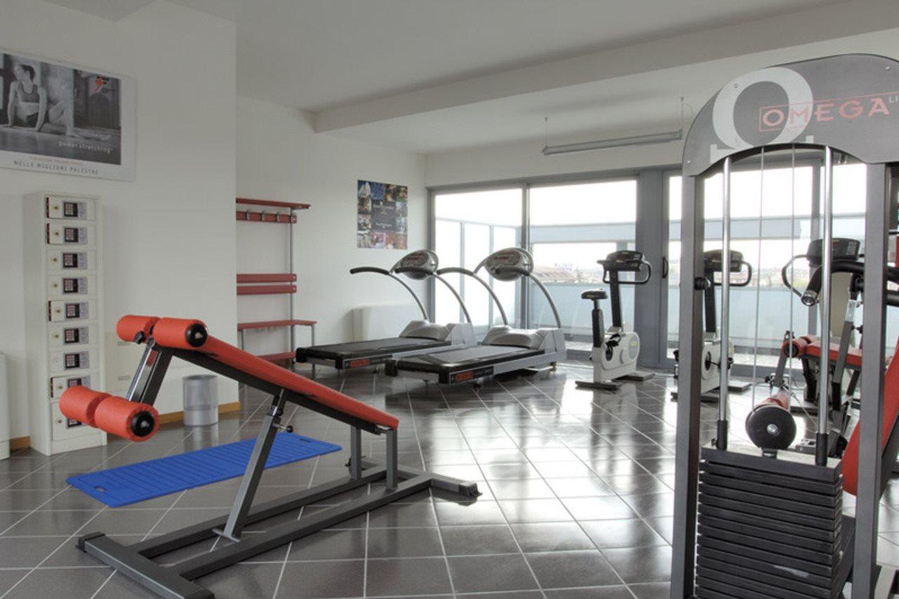 Executive Hotel Форли Экстерьер фото